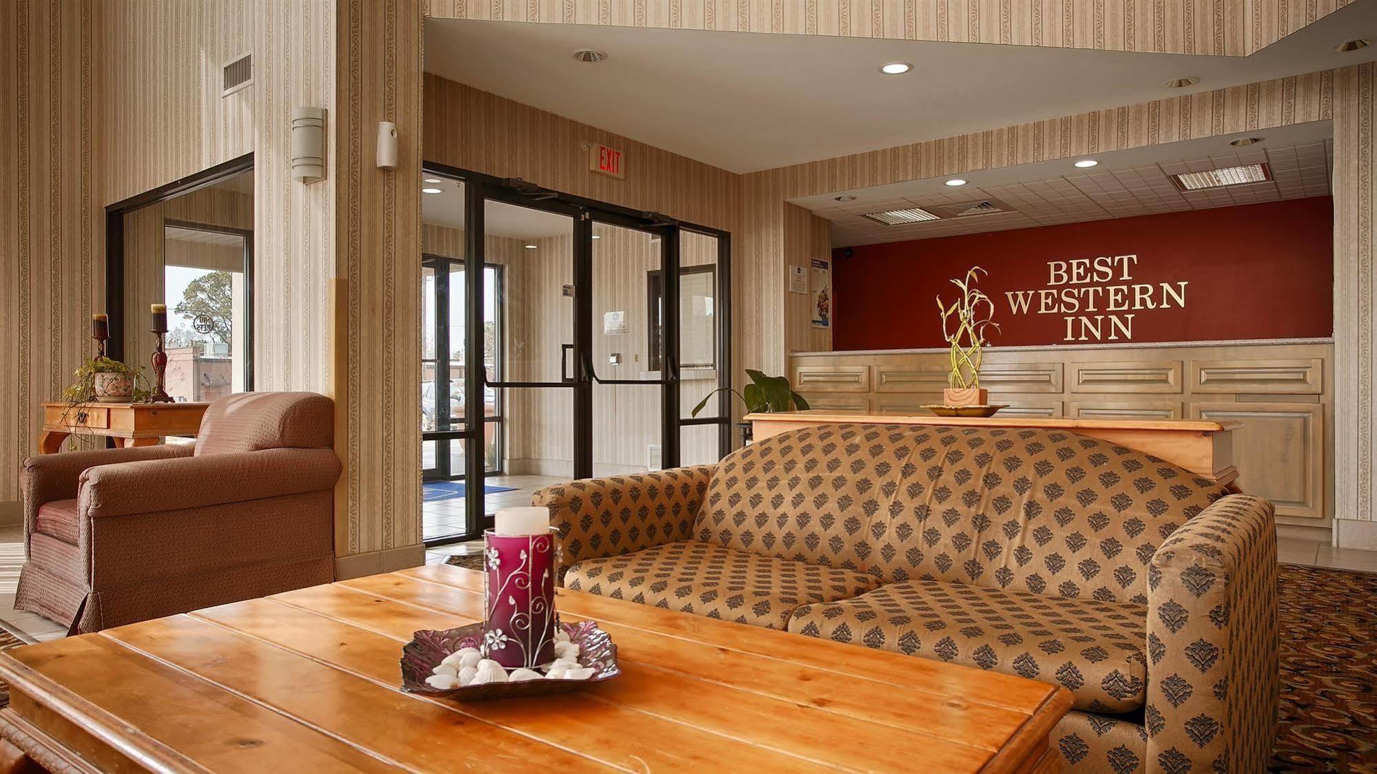 Millennium Inn Ellisville Exterior photo